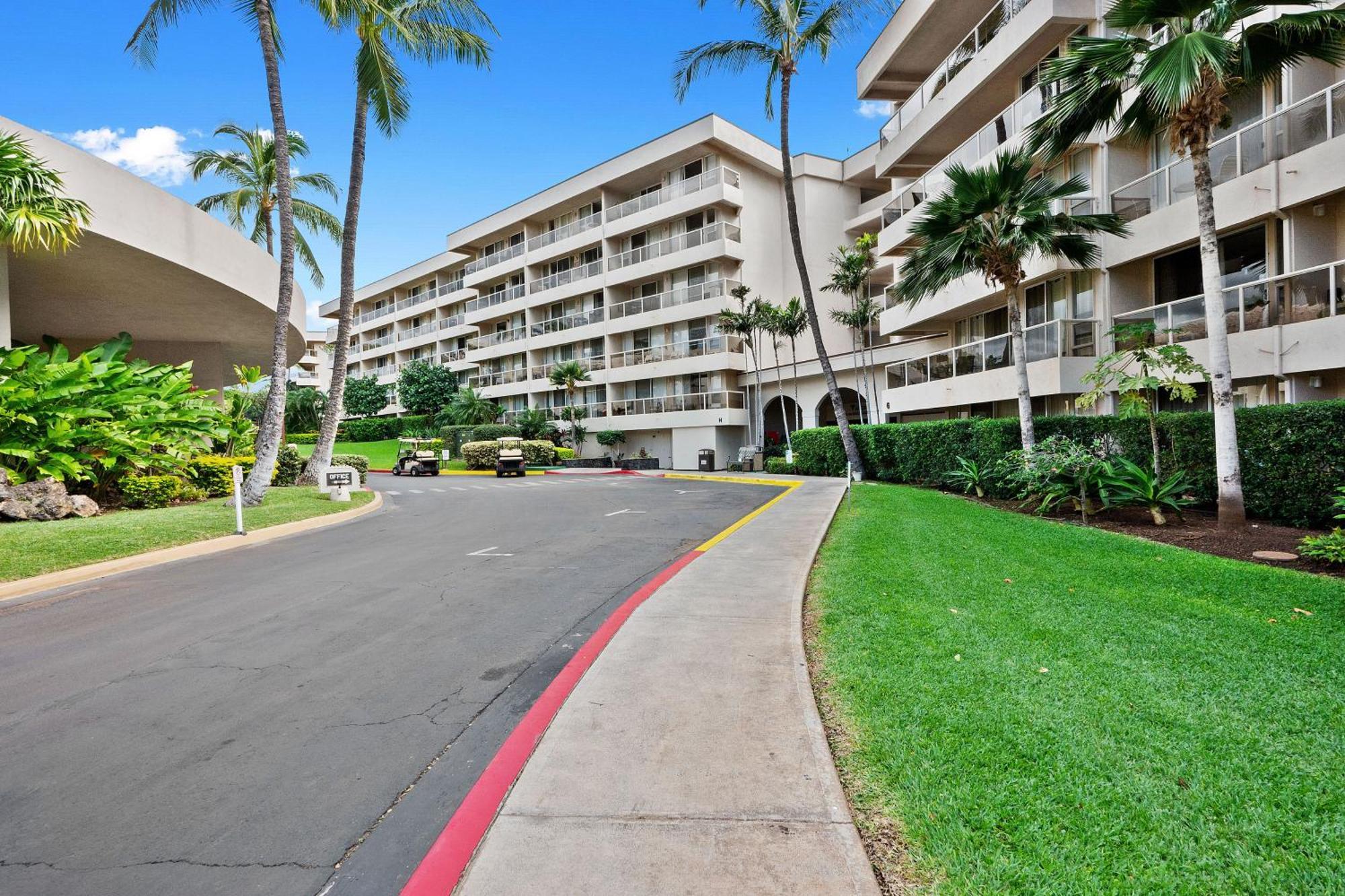 Central Kihei Gem! 3-Min Walk To The Beach & Shops Уэйлея Экстерьер фото